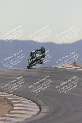 media/Sep-21-2025-Race Pace (Sun) [[98bf33ef95]]/Non Verified/1-Turns 9 and 10 (8am)/